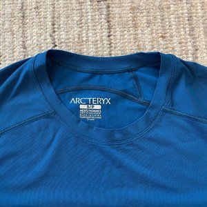 Arc'teryx Base Layer Men's, Crew Neck Long-sleeved Shirt, SMALL